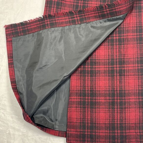 Eddie Bauer Plaid Wrap Skirt Red Black Wool Blend Fringe Size 4 - Picture 3 of 9